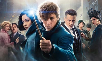 Plagát k filmu „Fantastic Beasts and Where to Find Them“ zobrazujúci Eddieho Redmaynea ako Newta Scamandera a ďalších hlavných hrdinov.